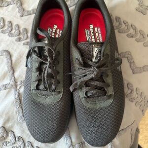 Skechers Women’s Size 7.5 Slip Resistant Work Shoes